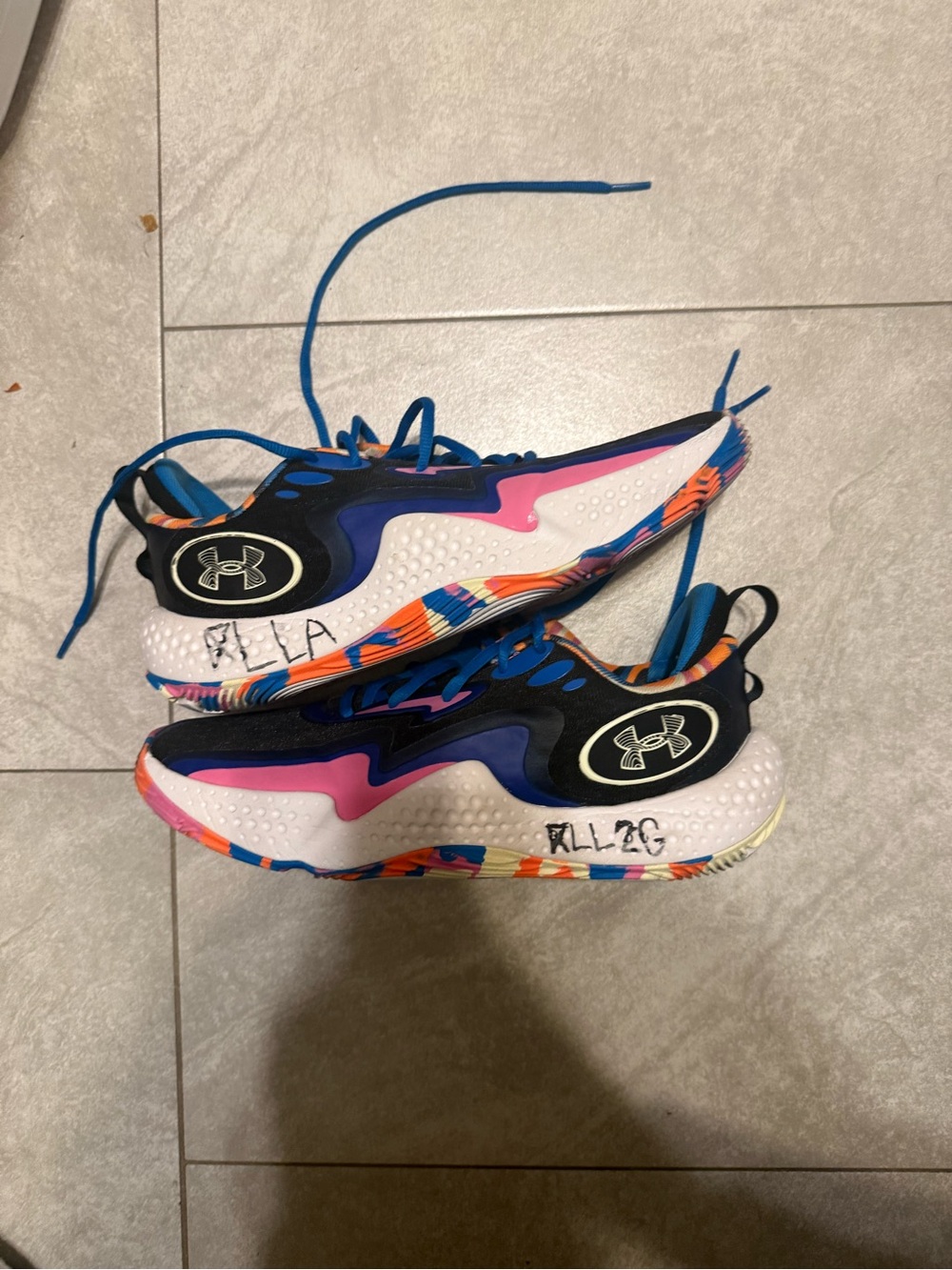 Under Armour spawn 5 Multicolor Athletic Sneakers - White, Blue, Pink, Orange